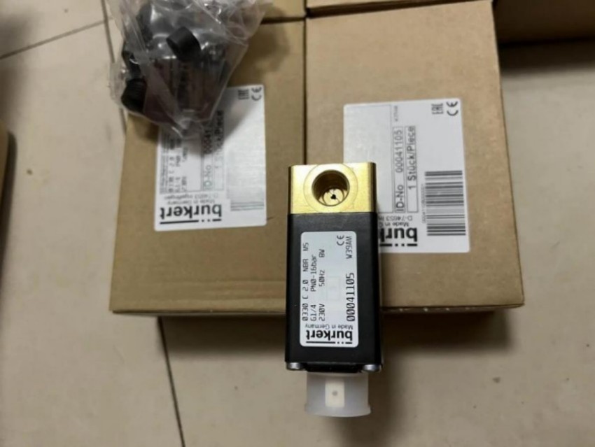 德国burkert宝德电磁阀 6013-00125302黄铜材质125302全新6013