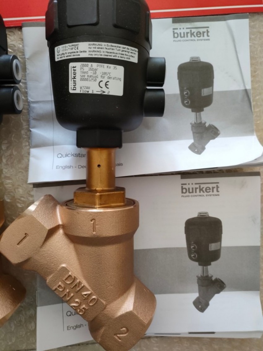 burkert 宝德宝帝 气动角座阀 2000A DN40 001592 黄铜 现货供应