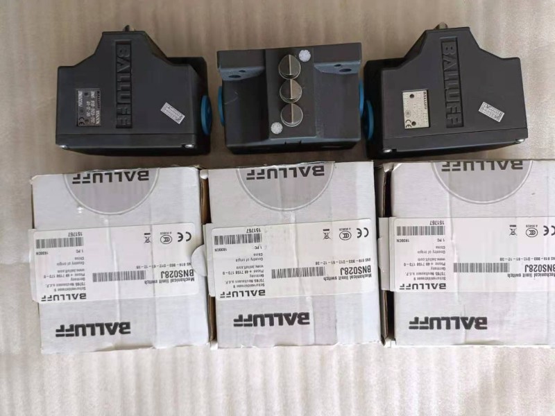 Balluff巴鲁夫 BES0216+BES 516-326-G-E5-C-S4电感式传感器接近开关