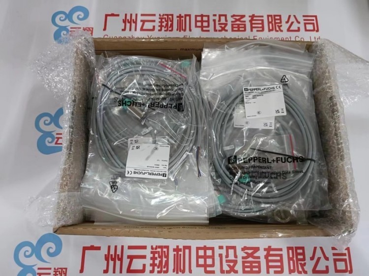 倍加福接近开关NBN40-L2-A2-V1-M方形航空插件式四线PNP传感器