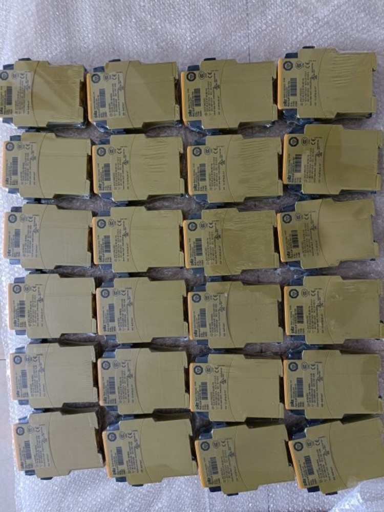 570245 PSEN me4.1 / 4AS皮尔兹安全开关