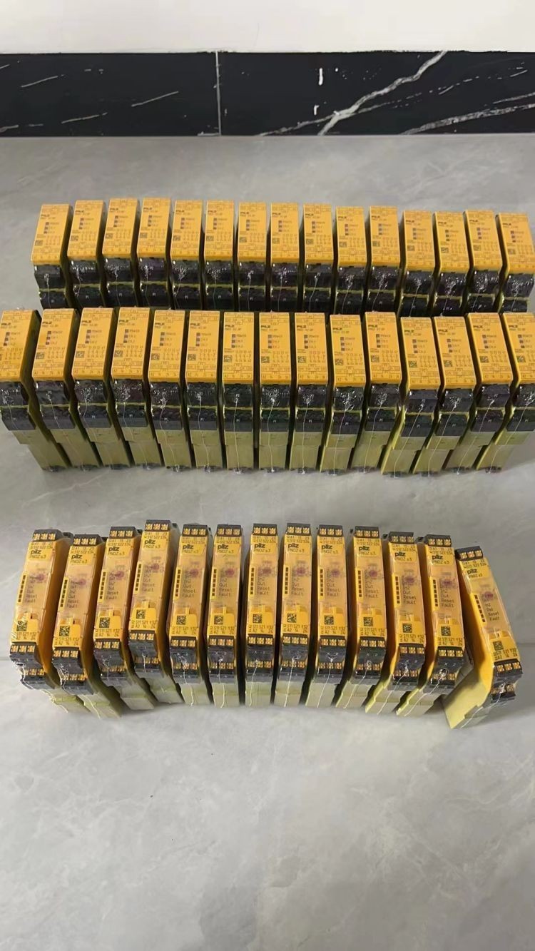 301600 PSS SB 3006-3 DP-S德国皮尔兹Pilz 控制器