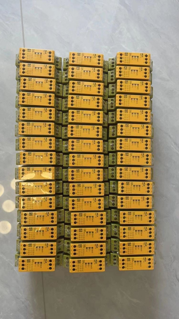 751105 PNOZ s5 C 24VDC皮尔兹安全继电器