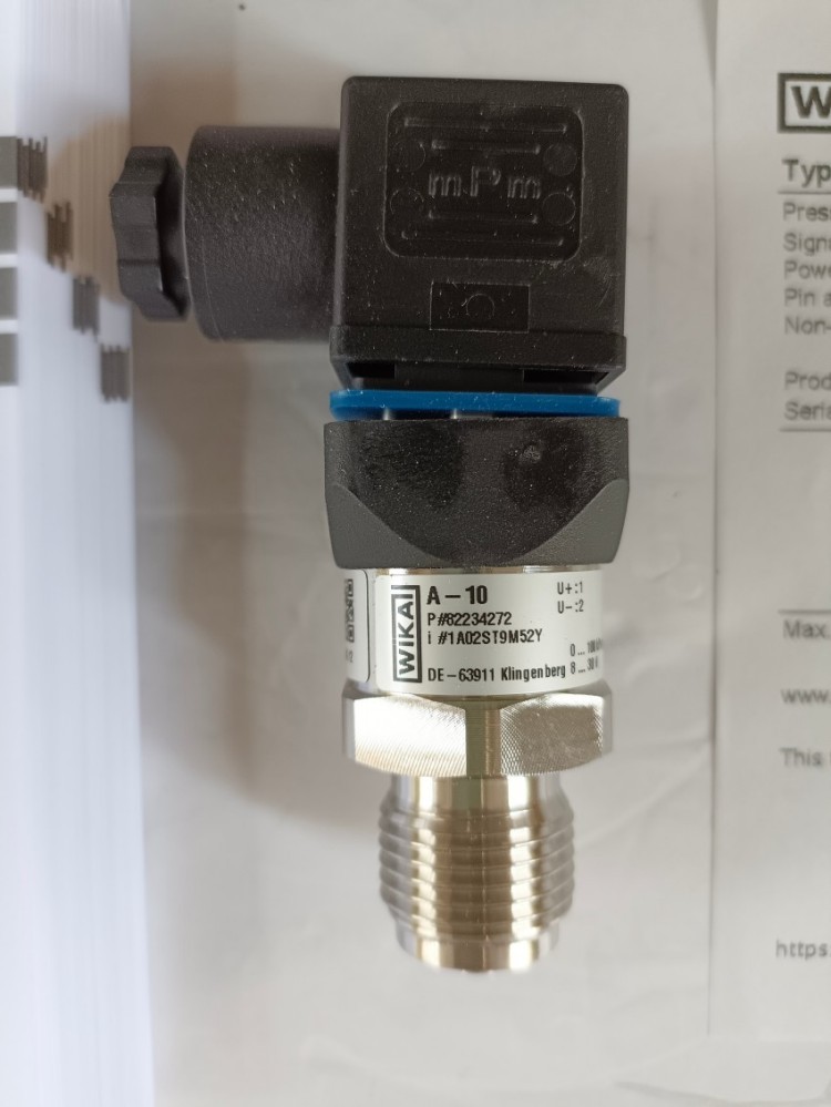 TR10+T15德国威卡WIKA热电阻温度变送器