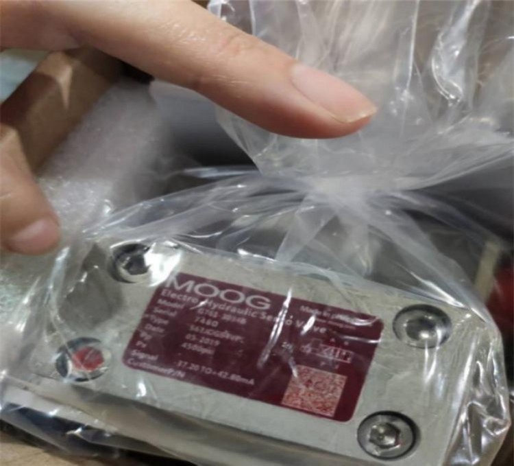 D661-1945E-6P30HAAFFVSBO穆格伺服阀MOOG