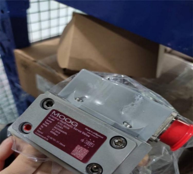 MOOG 穆格伺服阀 D633K2016B