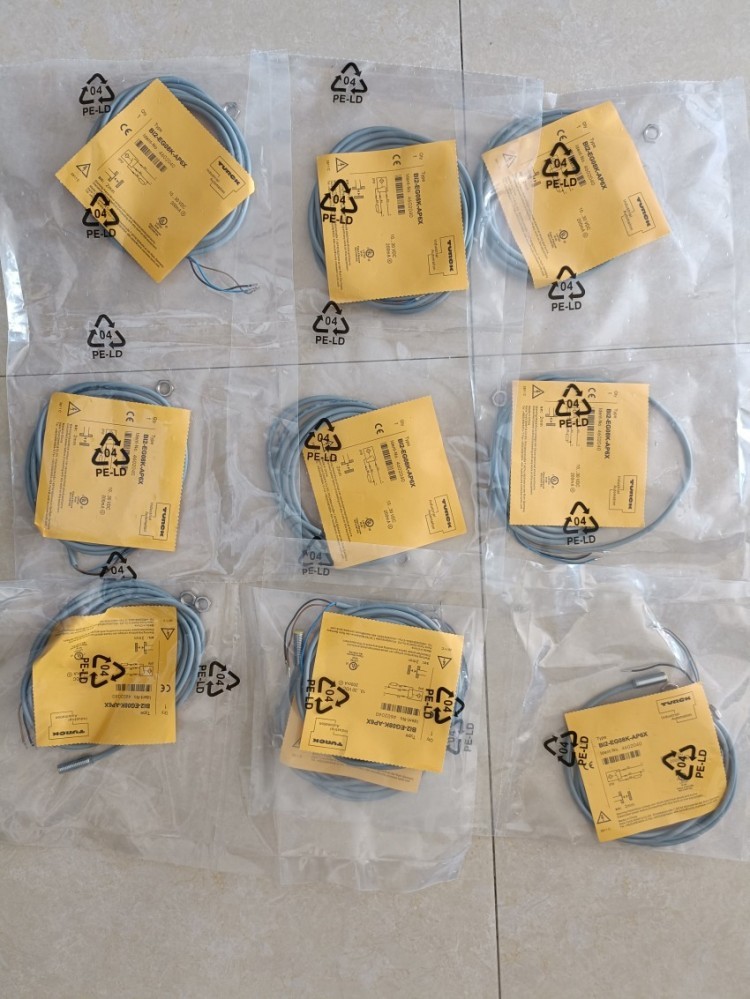 原装BCT5-S18-UP6X2T-H1151图尔克TURCK电容式传感器