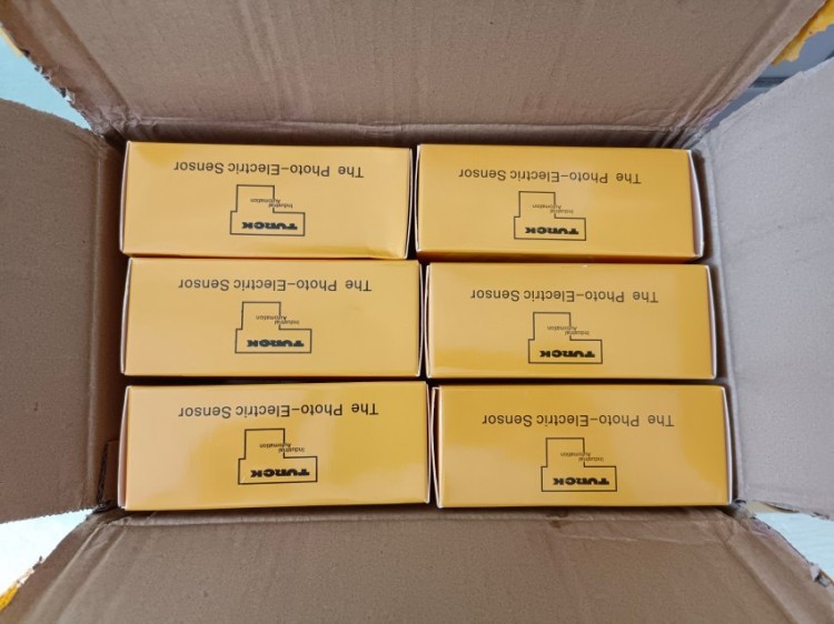 原装电感式传感器BI20-CP40-VP4X2图尔克TURCK