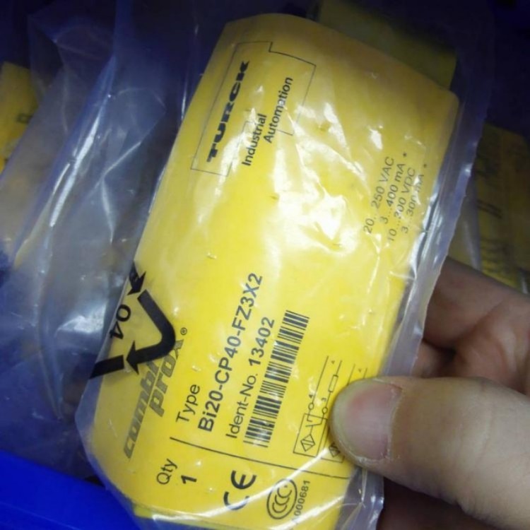 德国TURCK压力传感器RUN20-M18KS-AP8X-H1141