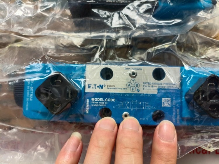 现货KFDG4V-5-33C50N-Z-M-U1-H7-20丹佛斯威格士比例换向阀原伊顿