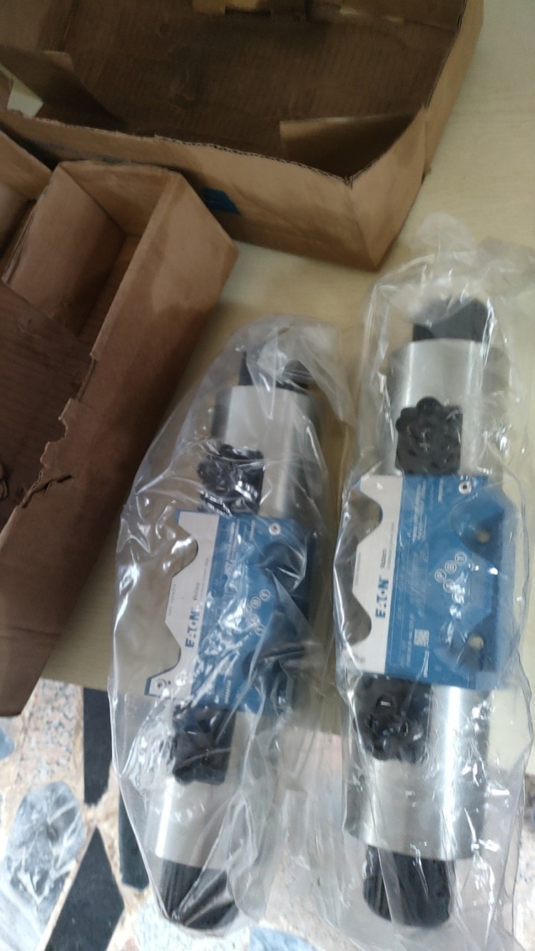 电磁线圈SZ丹佛斯威格士300AA00309A 现货 伊顿威格士