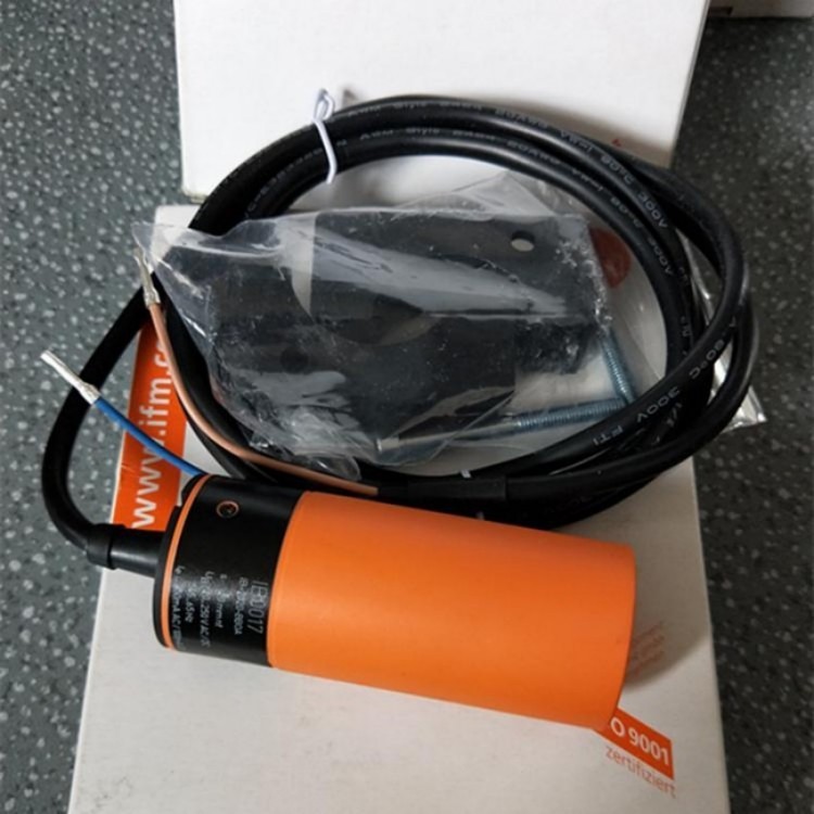 *销售*德国易福门IFM压力开关 PN7094 PN7094 一年