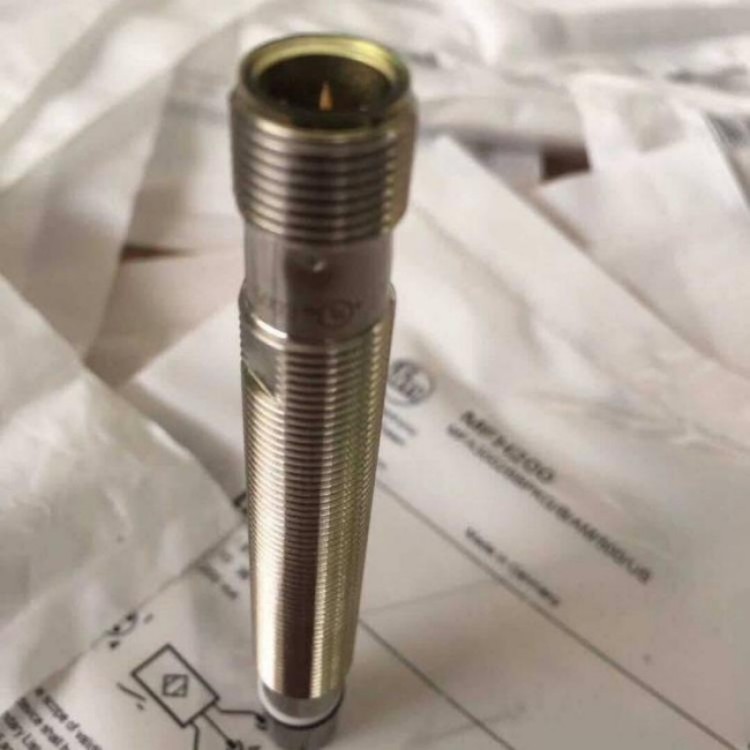  IGW202全新易福门IFM 电感式接近开关