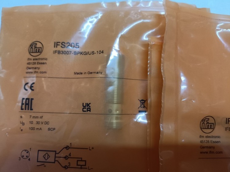 IF5930 全新易福门IFM 电感式接近开关