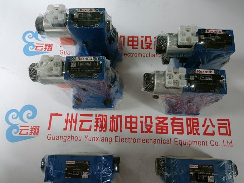  力士乐柱塞 A10VO18DRF/53R-VUC12K01