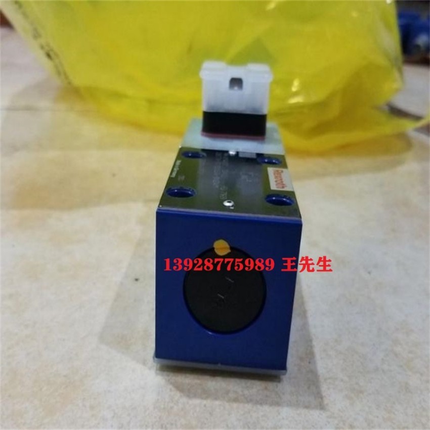 0811402044 DBE6X-1X/180G24-8NZ4