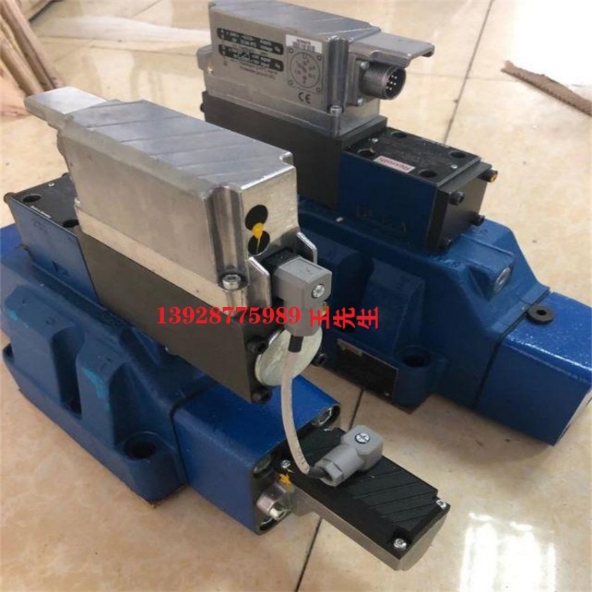  力士乐柱塞泵A11VO75LRDS/10R-NSD12N00-S      